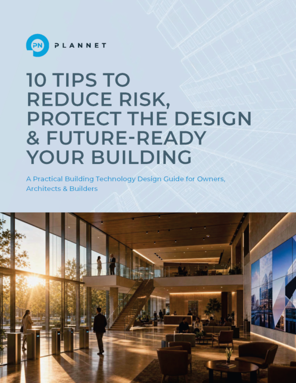10 Tips Cover 800Wr THE ESSENTIAL GUIDE FOR PLANNING A SUCCESSFUL DATA CENTER MIGRATION